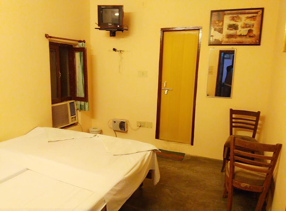 Mishra Guest House Varanasi Exterior foto